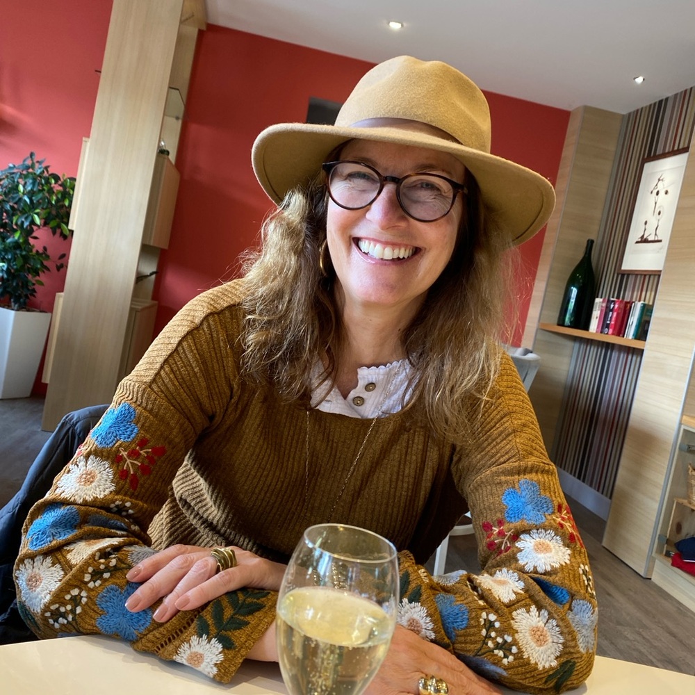 Meet your Posher, Monica